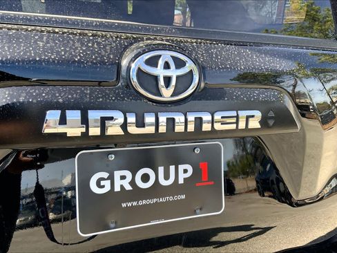 Used 2024 Toyota 4Runner TRD Off-Road image 31
