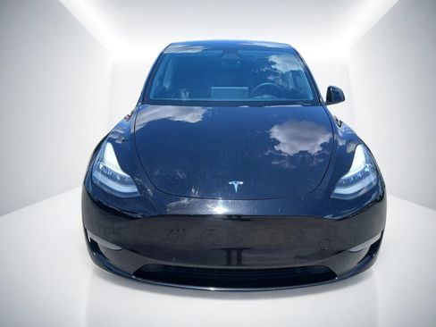 Used 2020 Tesla Model Y Long Range AWD/4WD image 3