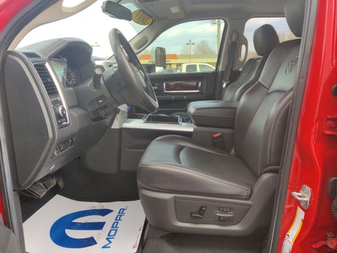 Used 2011 RAM 2500 Laramie w/ Cold Weather Group image 18