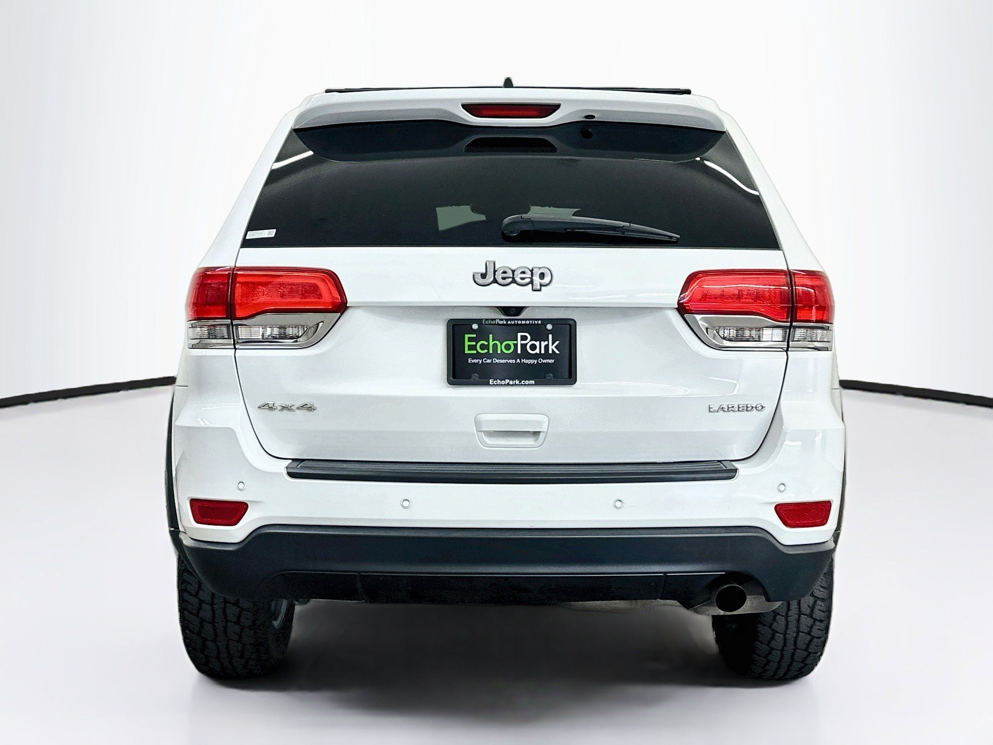Used 2018 Jeep Grand Cherokee Laredo AWD/4WD image 7