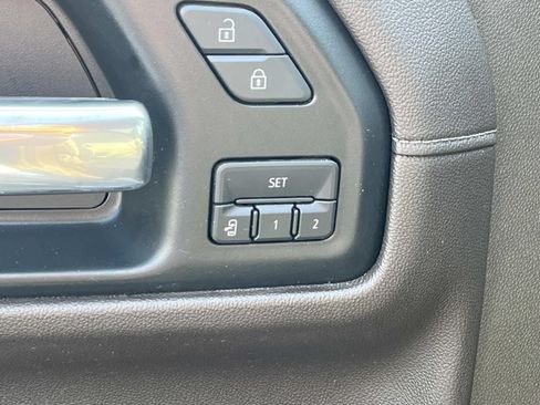 Used 2019 GMC Sierra 1500 SLT w/ SLT Premium Plus Package AWD/4WD image 26