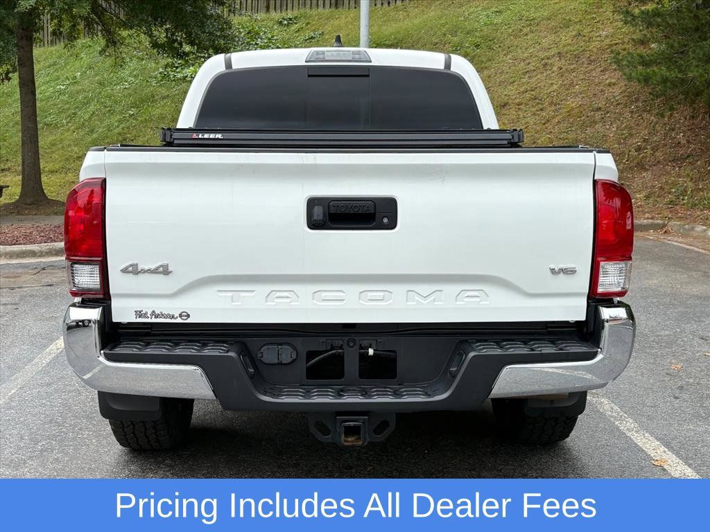 Used 2022 Toyota Tacoma SR5 AWD/4WD image 6