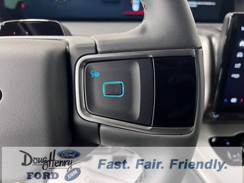 New 2025 Ford Expedition Active image 53