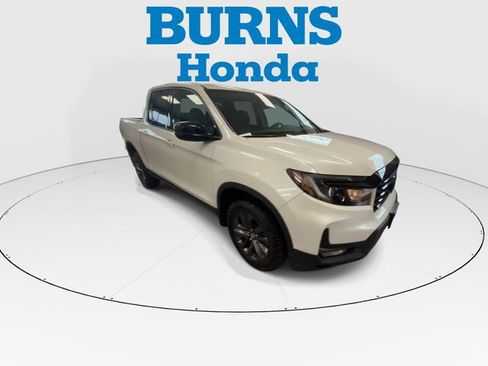 Certified 2023 Honda Ridgeline Sport image 2
