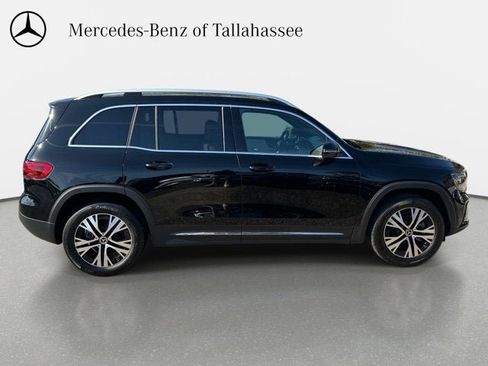 Used 2025 Mercedes-Benz GLB 250 image 4