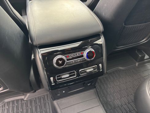 Certified 2023 Lincoln Aviator AWD w/ Premium Package image 32