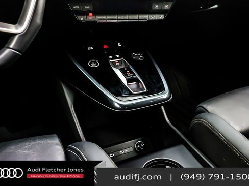 Used 2023 Audi Q4 e-tron Premium Plus w/ Premium Plus image 7