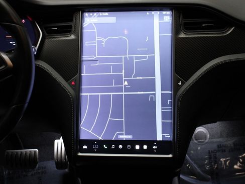 Used 2020 Tesla Model S Performance image 51