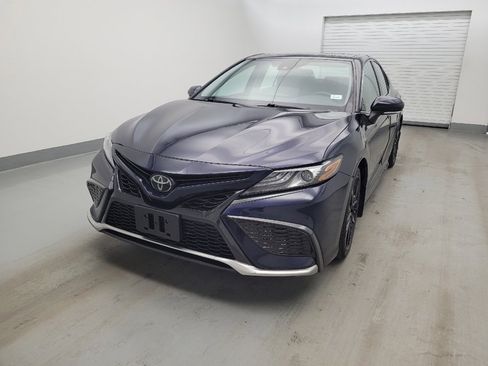 Used 2021 Toyota Camry XSE FWD image 15