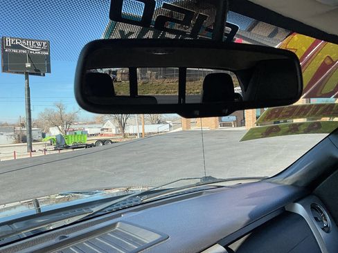 Used 2010 Ford F150 Lariat image 21