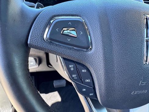 Used 2017 Lincoln MKC Select w/ Select Plus Package image 16