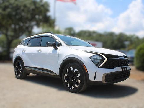 Certified 2023 Kia Sportage X-Line w/ X-Line Premium Package AWD/4WD image 3