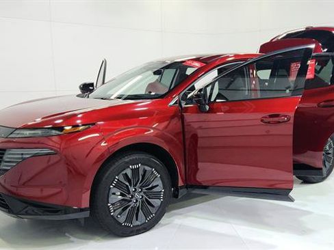 Certified 2025 Nissan Murano Platinum w/ Cargo Package image 10