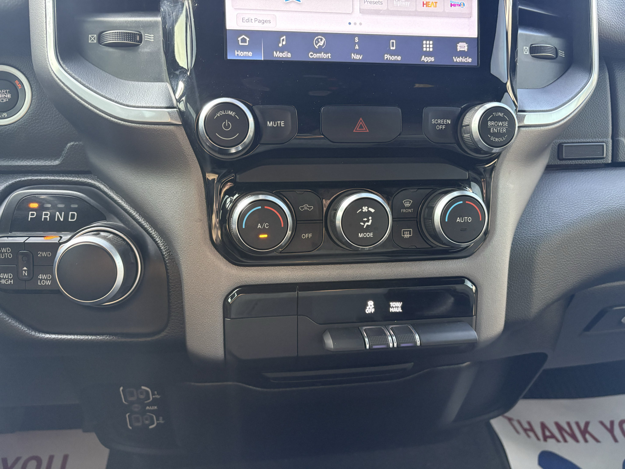 Used 2022 RAM 1500 Big Horn AWD/4WD image 12