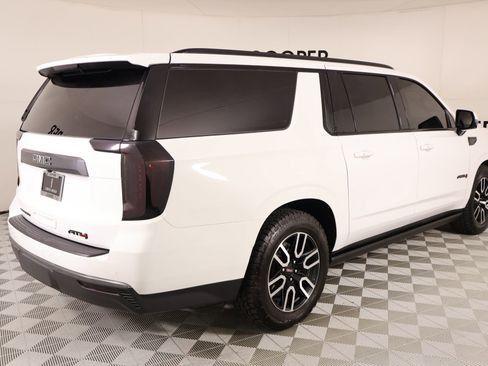 Used 2023 GMC Yukon XL AT4 w/ AT4 Premium Plus Package AWD/4WD image 22