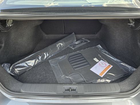 Used 2025 Nissan Sentra SV w/ SV Premium Package FWD image 7