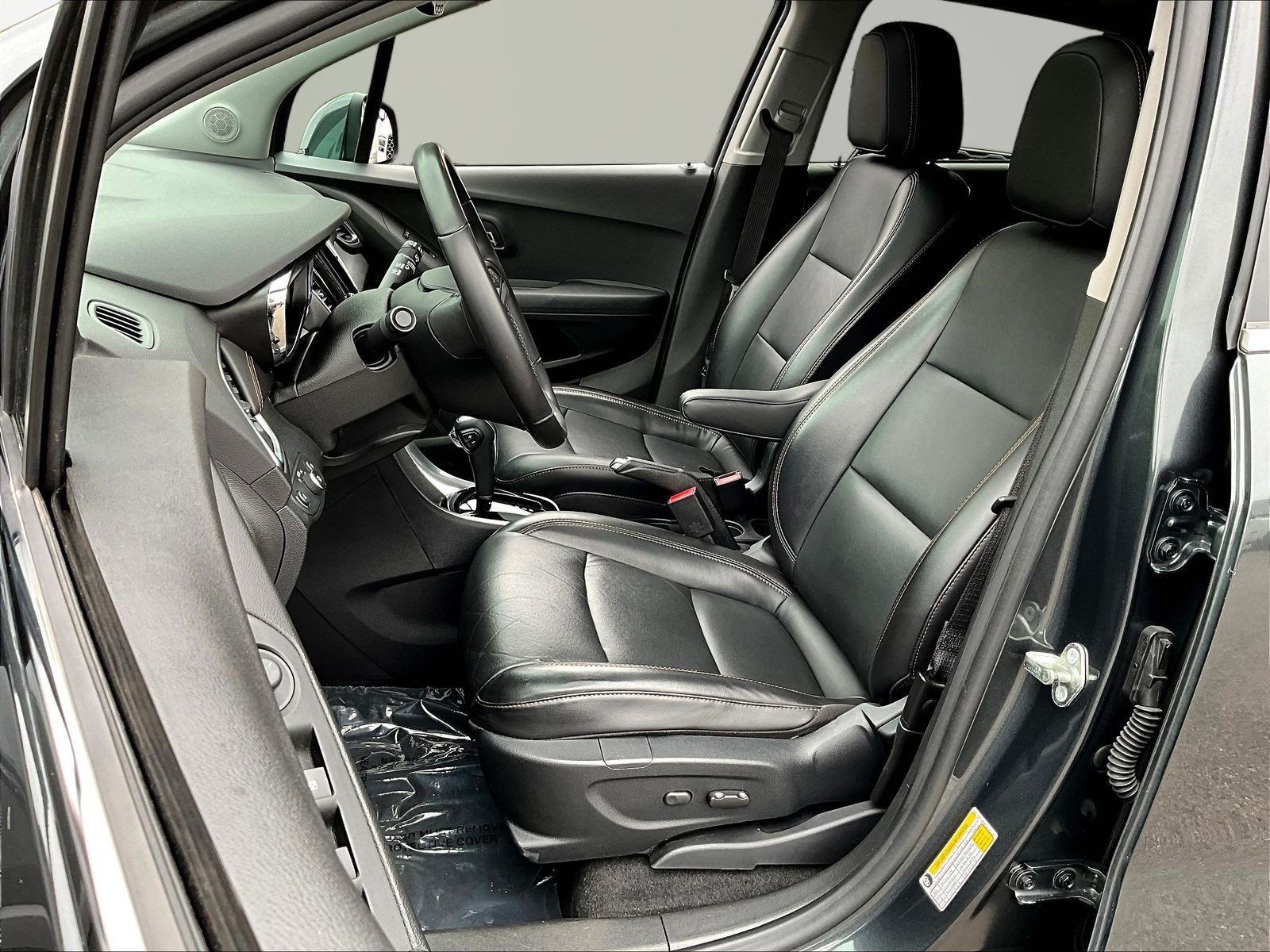 Used 2018 Chevrolet Trax Premier AWD/4WD image 21