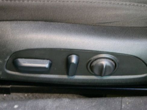 Used 2024 Chevrolet Malibu LT FWD image 17
