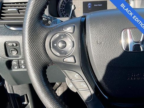 Used 2023 Honda Ridgeline Black Edition image 25