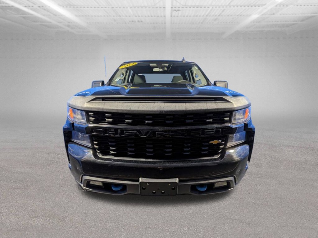 Used 2019 Chevrolet Silverado 1500 Custom w/ Custom Value Package RWD image 10