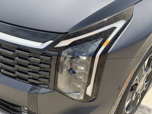 Certified 2026 Kia Sportage SX FWD image 10