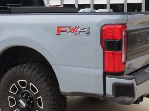 New 2026 Ford F250 Platinum AWD/4WD image 14