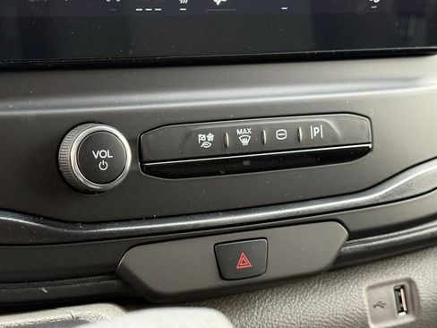 New 2026 Ford Transit 250 148 Medium Roof image 9