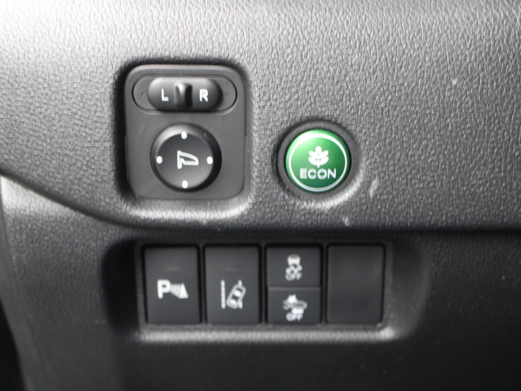 Used 2018 Honda Pilot Touring image 48