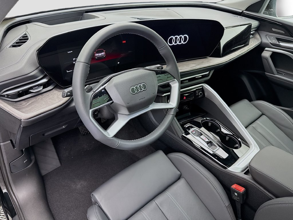 Certified 2025 Audi Q5 Premium Plus w/ Premium Plus AWD/4WD image 10