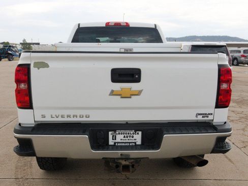 Used 2016 Chevrolet Silverado 2500 W/T AWD/4WD image 4