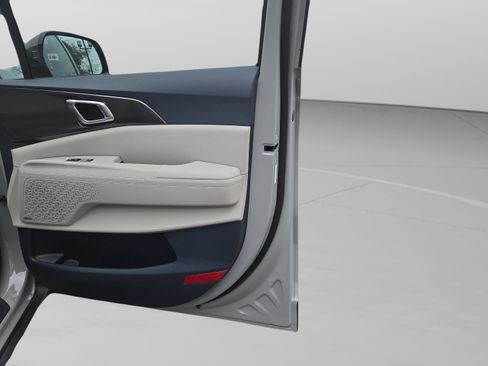 New 2026 Kia Carnival SX Prestige FWD image 22