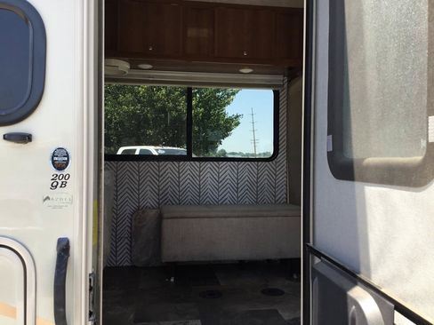 Used 2018 Ford Transit 350 156 DRW w/ Motorhome Prep Package RWD image 17