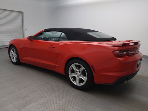 Used 2020 Chevrolet Camaro LT RWD image 3