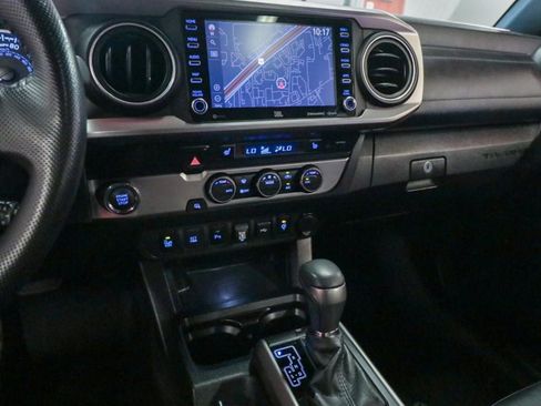 Used 2021 Toyota Tacoma Limited RWD image 23