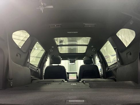 Used 2024 GMC Acadia Denali w/ Super Cruise Package FWD image 41