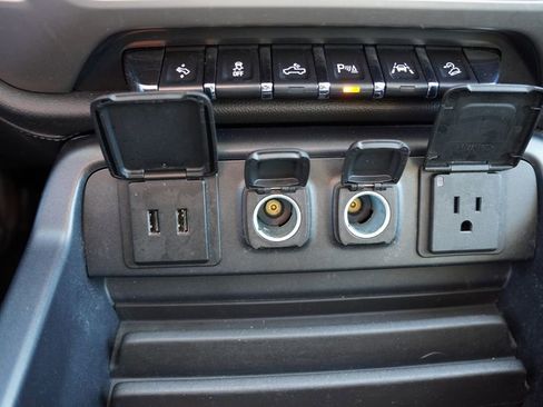 Used 2017 GMC Sierra 1500 Denali image 30