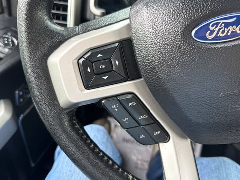 Used 2018 Ford F150 Lariat w/ Equipment Group 502A Luxury AWD/4WD image 37