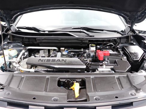 Used 2024 Nissan Rogue S AWD/4WD image 47