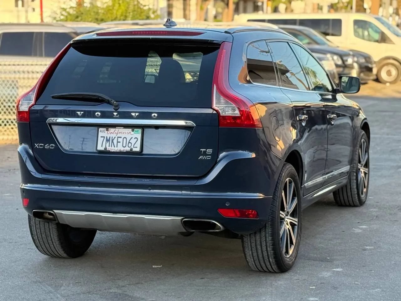 Used 2015 Volvo XC60 T5 AWD/4WD image 20