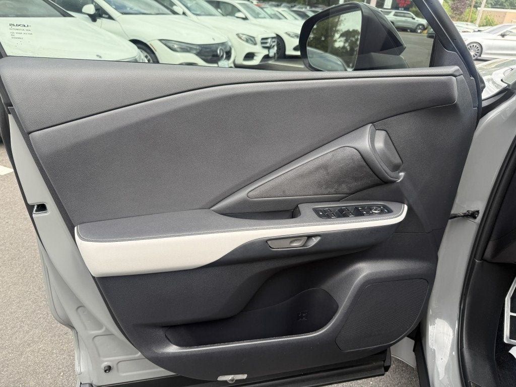 Used 2026 Lexus TX 500h AWD w/ Technology Package image 9