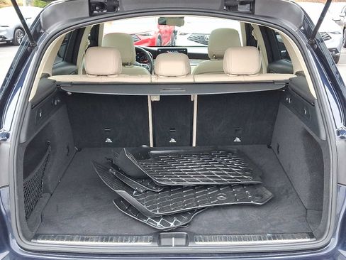 Used 2022 Mercedes-Benz GLC 300 4MATIC image 28