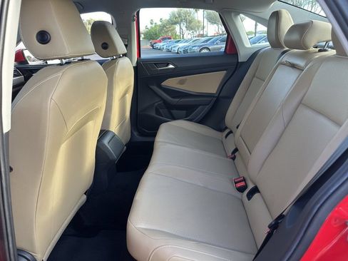 Used 2019 Volkswagen Jetta SE FWD image 15