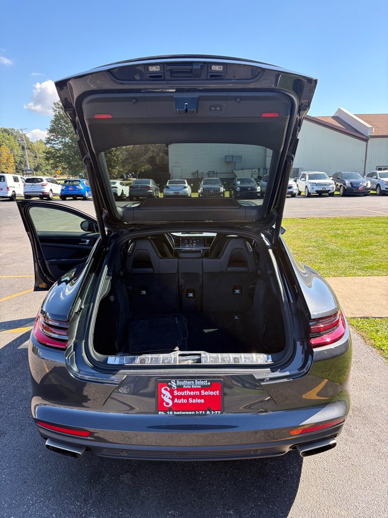 Used 2019 Porsche Panamera 4 AWD/4WD image 14