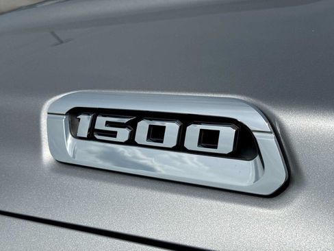 Used 2019 RAM 1500 Big Horn AWD/4WD image 12