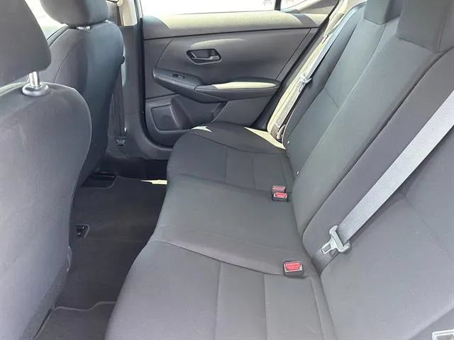 Used 2024 Nissan Sentra S FWD image 15