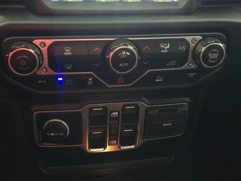 Used 2023 Jeep Wrangler Unlimited w/ 8.4" Radio Group AWD/4WD image 48