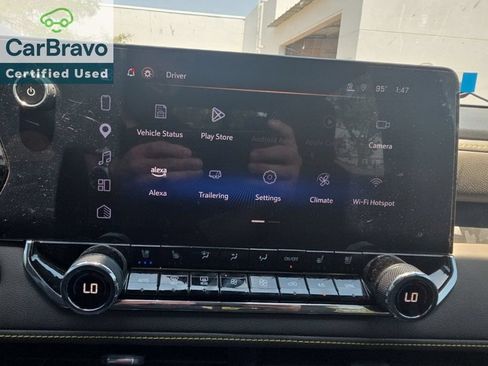 Used 2025 Chevrolet Colorado ZR2 w/ Technology Package AWD/4WD image 18