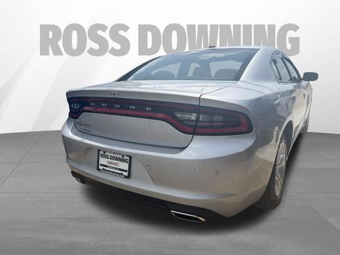 Used 2022 Dodge Charger SXT RWD image 4