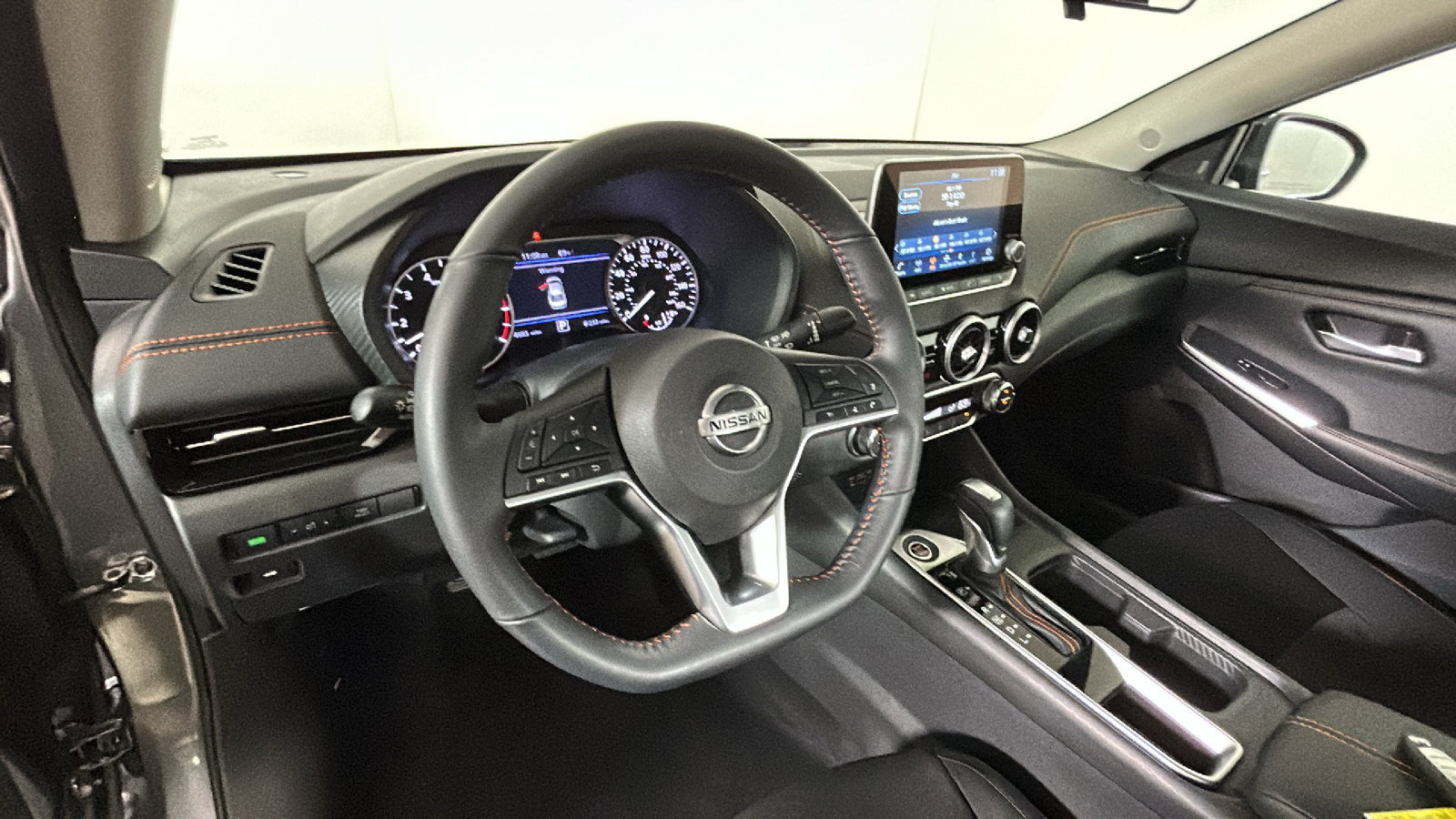 Used 2023 Nissan Sentra SR FWD image 17