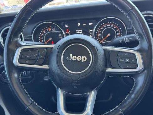 Used 2021 Jeep Gladiator Overland w/ Popular Equipment Package AWD/4WD image 18